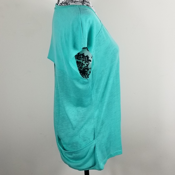 NWT Women's Medium Bally's fitness open back top - Picture 3 of 8